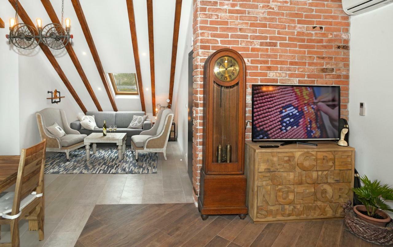 Apartment Holiday In פודסטראנה מראה חיצוני תמונה